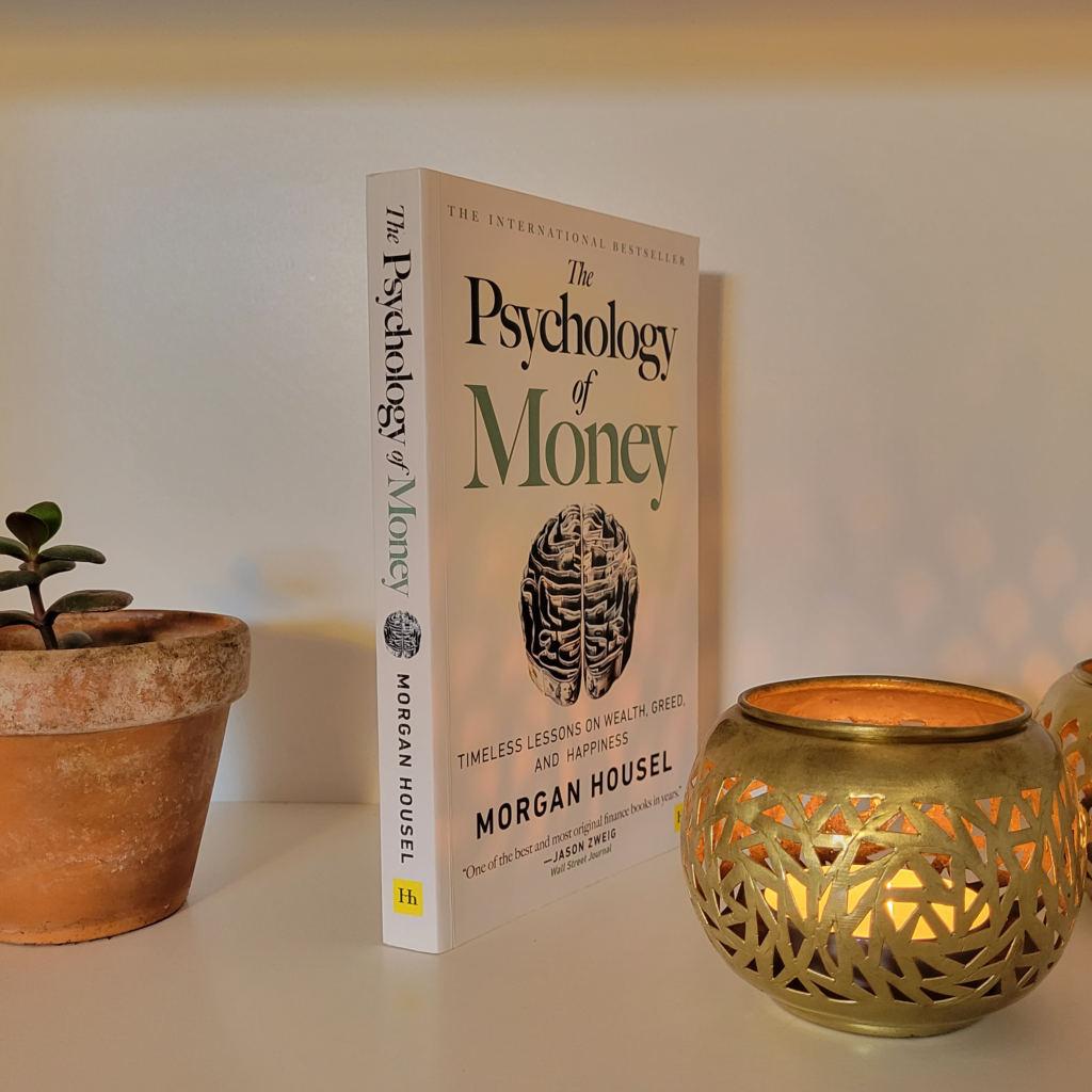 کتاب The Psychology of Money by Morgan Housel